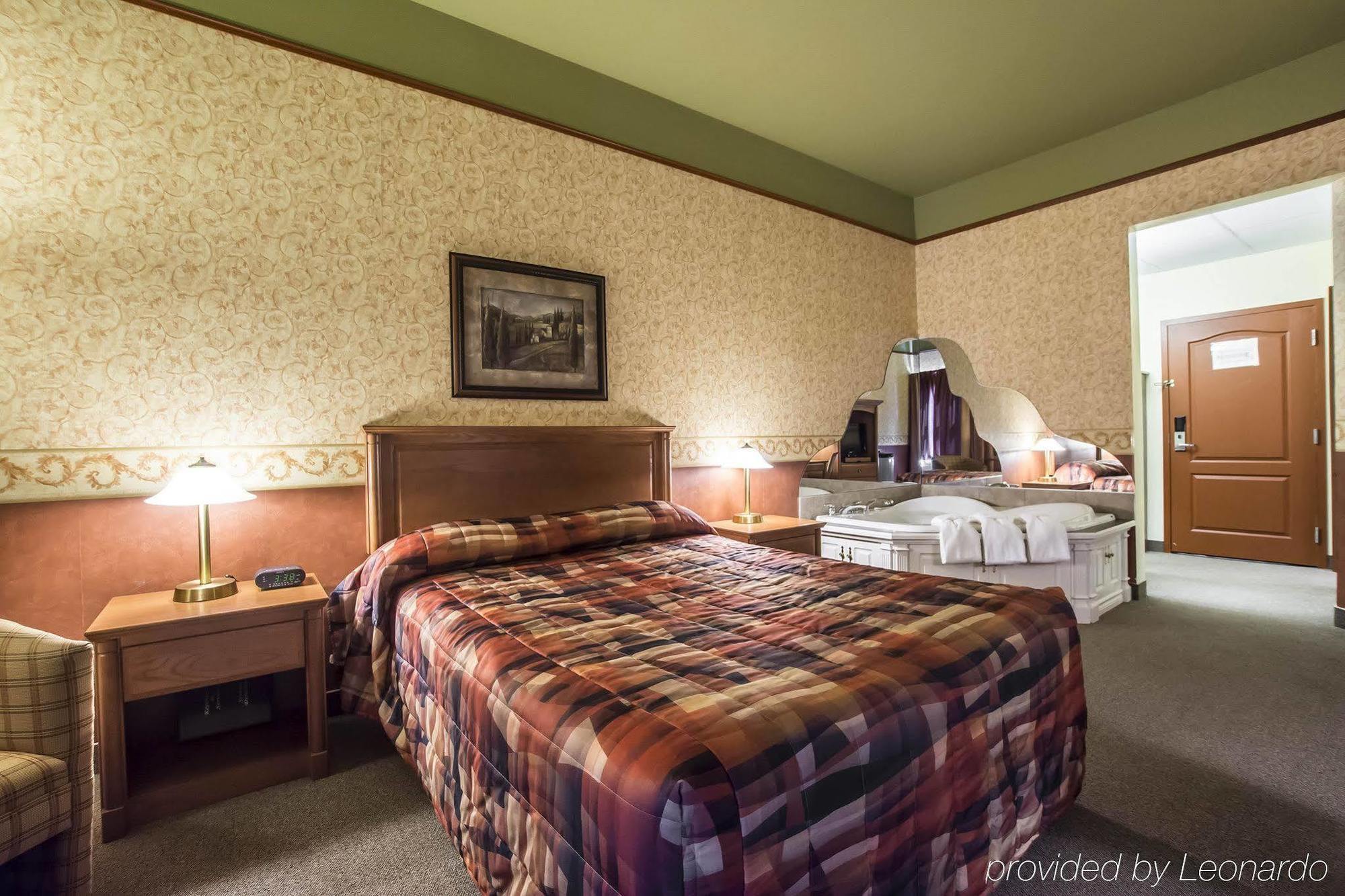 Econo Lodge Inn & Suites Montmagny Buitenkant foto